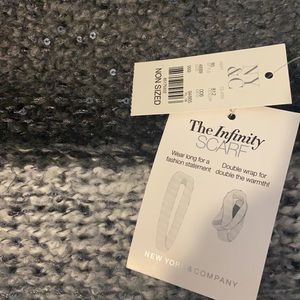 NY&C Infinity Scarf - NWT